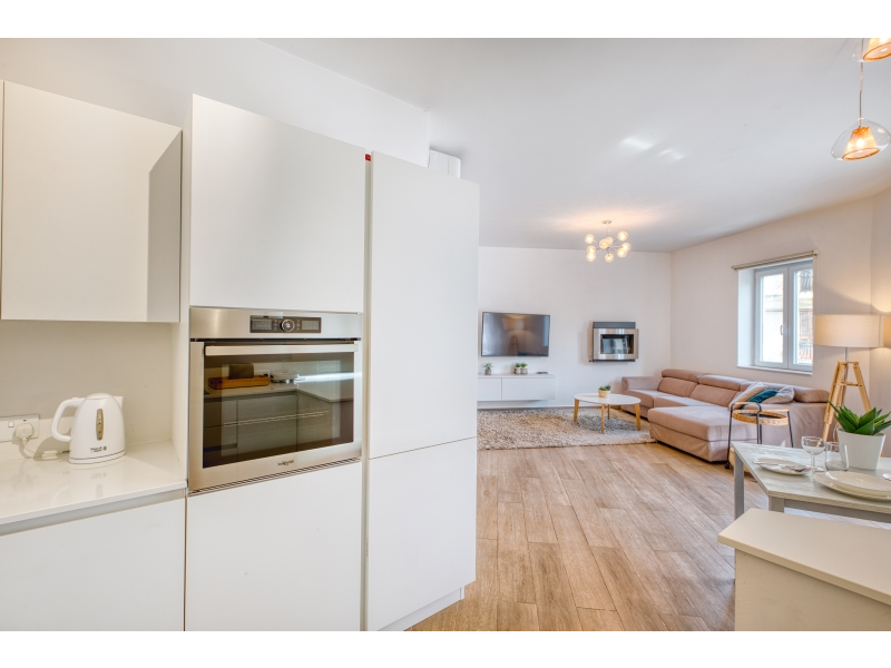 Large & Stylish House in Qormi – Full of Character and Modern Comforts! – property photo