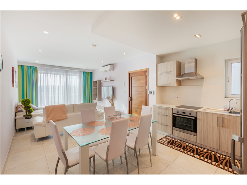 Beautiful 3 Bedroom Apartment in Burmarrad St. Paul’s Bay — With Serene Country Views! – property photo