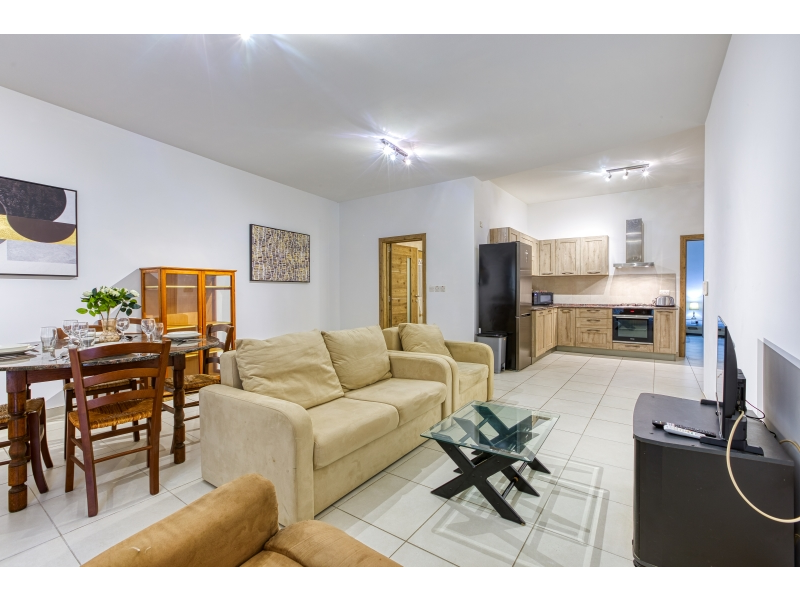 Spacious & Comfortable 2 Bedroom Apartment in Zebbug – property photo