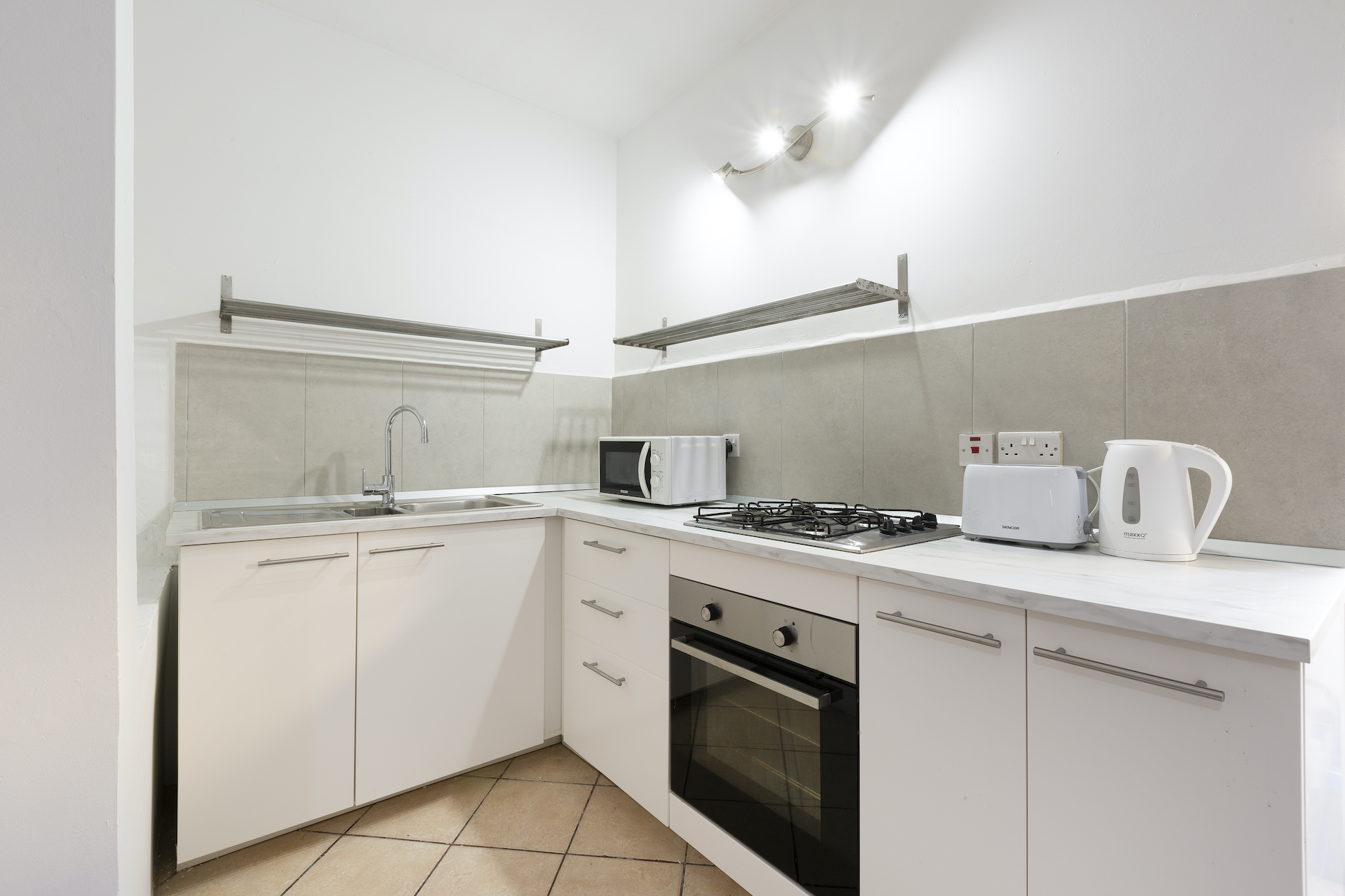 Cozy & Charming 1 Bedroom Apartment in Gzira — Just Steps from the Promenade! – property photo