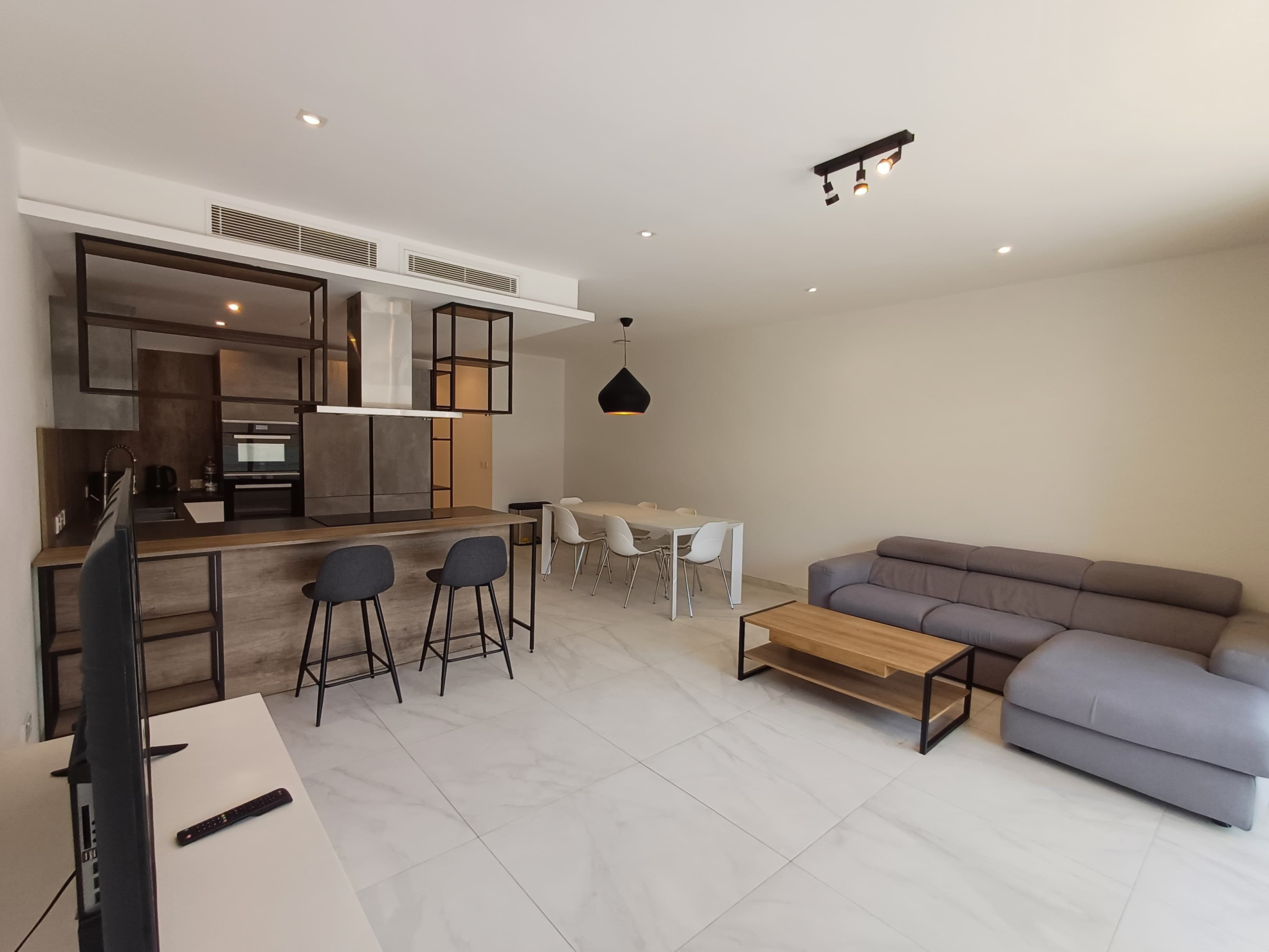 Brand-New Highly Finished Apartment Near the Mosta Dome – property photo