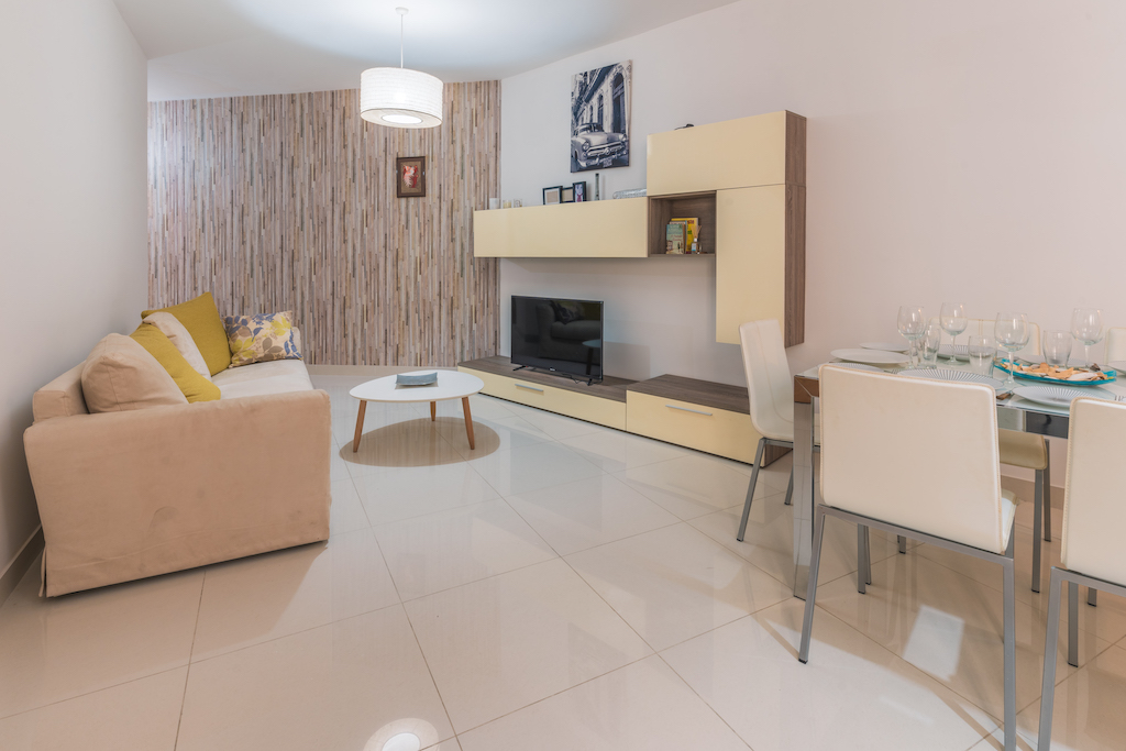 Sliema – Elegant & Highly Finished 2 Bedroom Apartment Steps from the Promenade – property photo