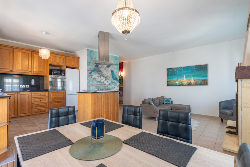 Sliema – Exceptional Designer Penthouse with a Huge Entertainer’s Terrace – property photo