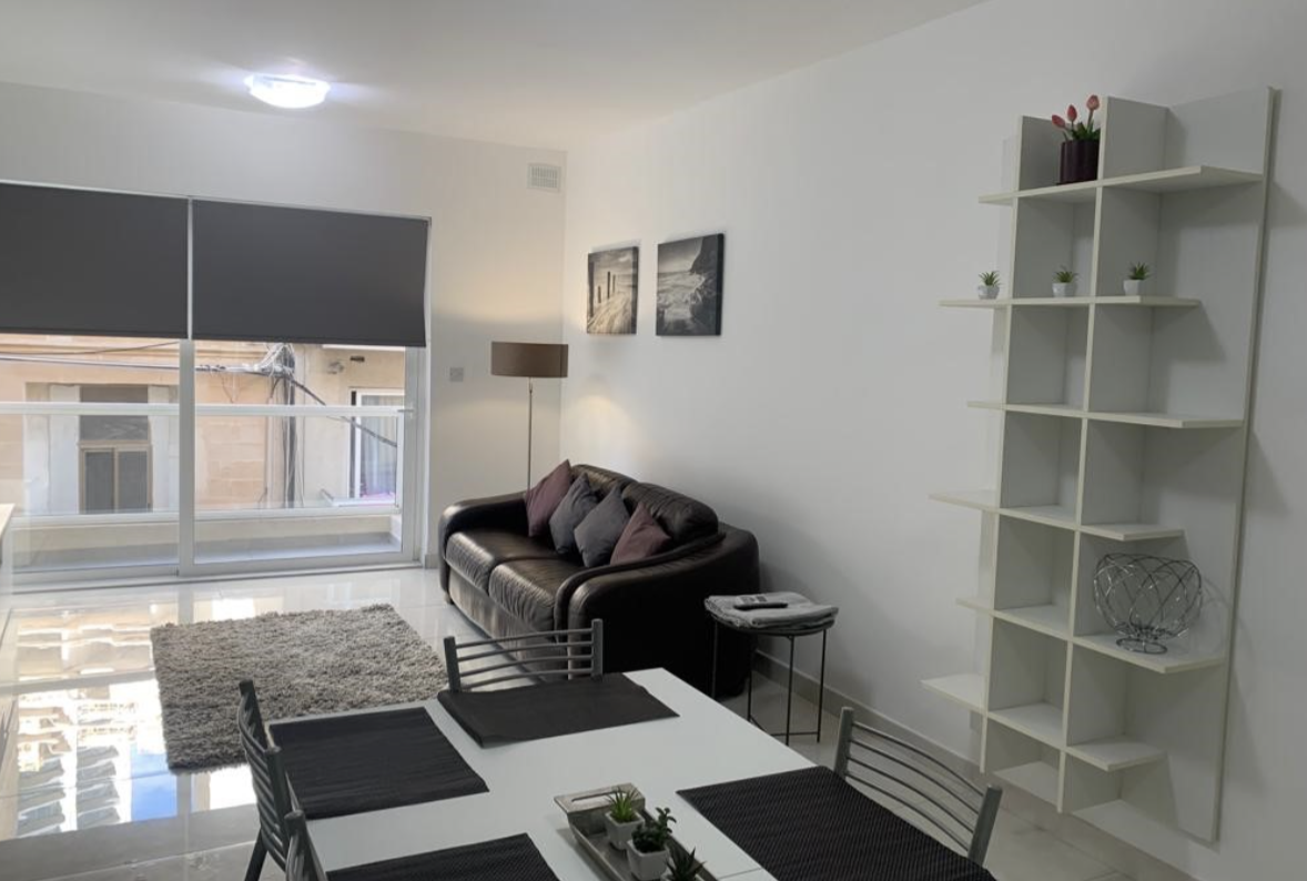 Modern & Bright 2 Bedroom Apartment in St Julians — Prime Location! – property photo