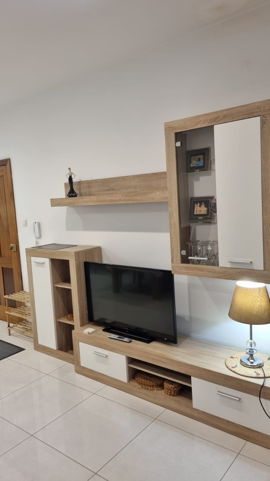 Fgura – Spacious & Inviting 3-Bedroom Apartment with Outdoor Space – property photo