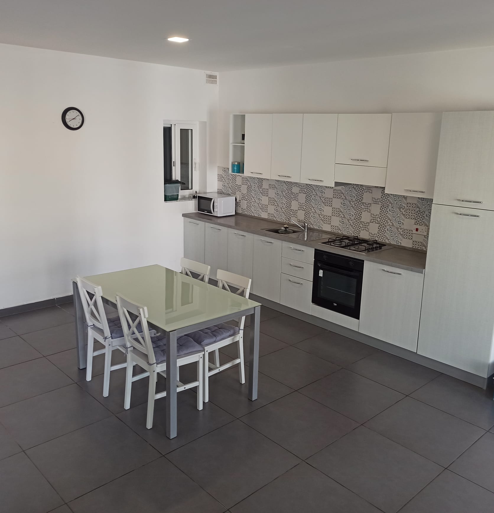 San Gwann – Bright & Spacious 3-Bedroom Apartment in a Prime Location – property photo
