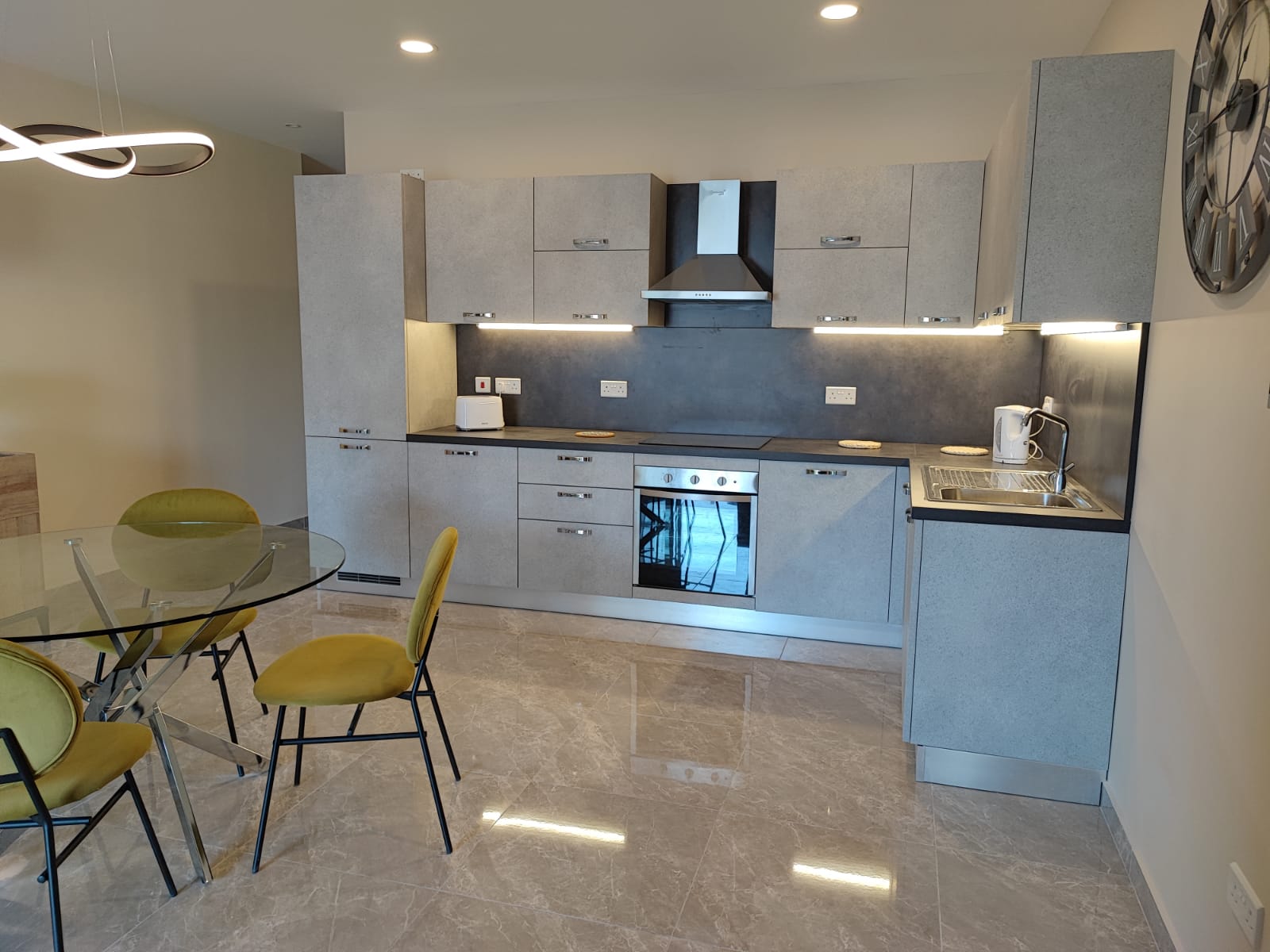 San Gwann – Beautiful Highly Finished 2 Bedroom Apartment | €1400/month – property photo