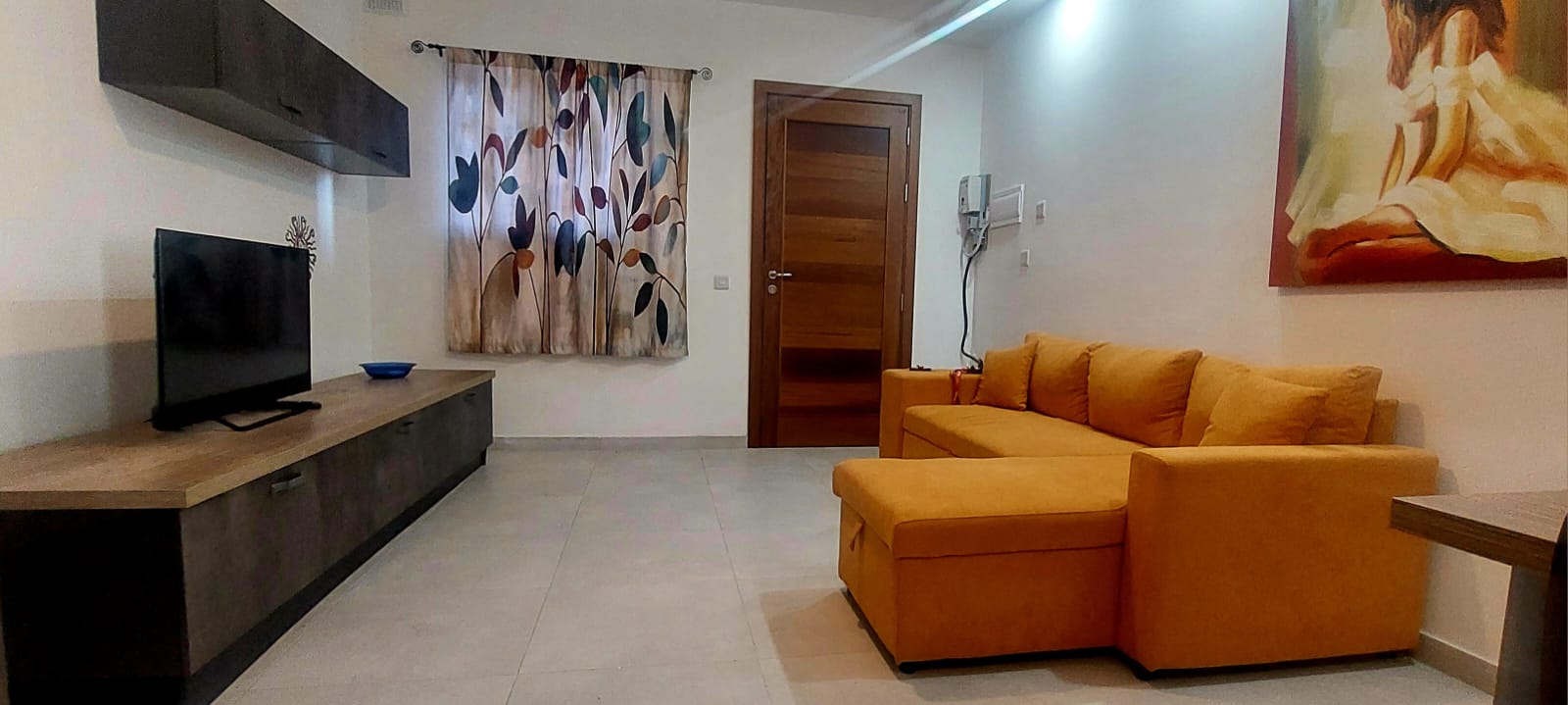 San Gwann – Modern 2 Bedroom + Office Maisonette in a Beautiful Residential Complex with Central Courtyard | €1700/month – property photo