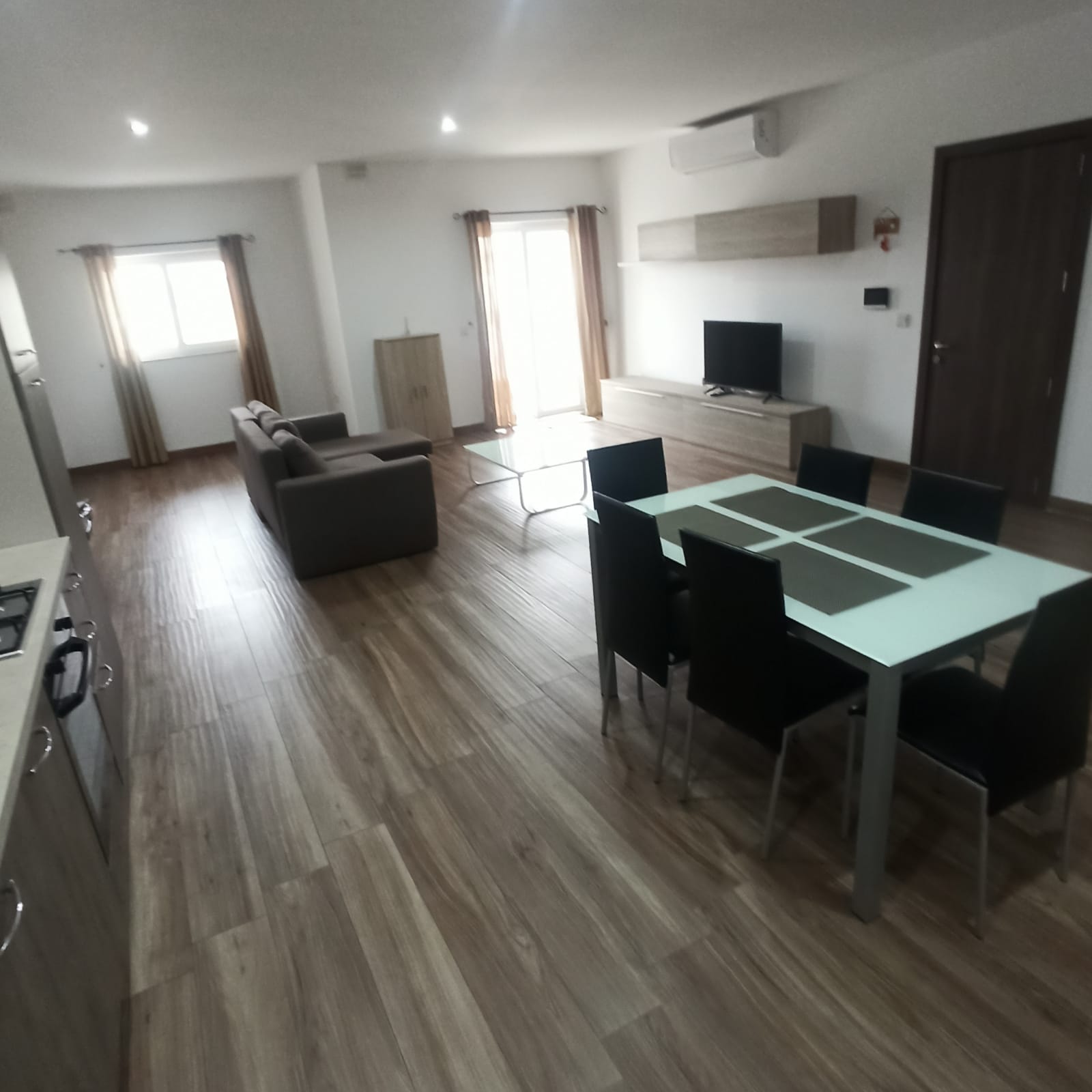 San Gwann – Modern & Bright 3-Bedroom Apartment in a Prime Location – property photo