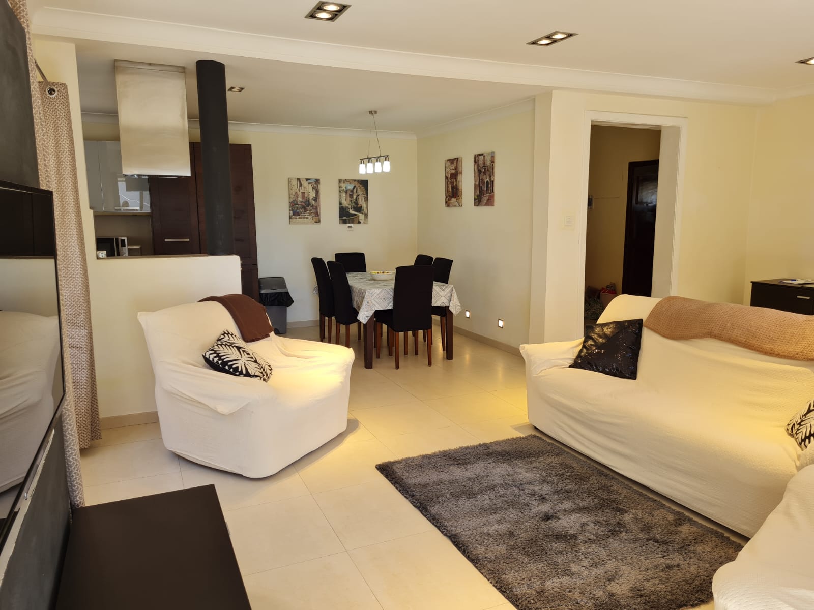 Charming & Bright 2 Bedroom Home in Ta’ Xbiex – With Study Room & Terrace – property photo