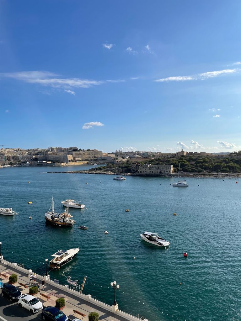 Luxury Seafront Apartment in Sliema Ferries | €3000/month | Available in June – property photo
