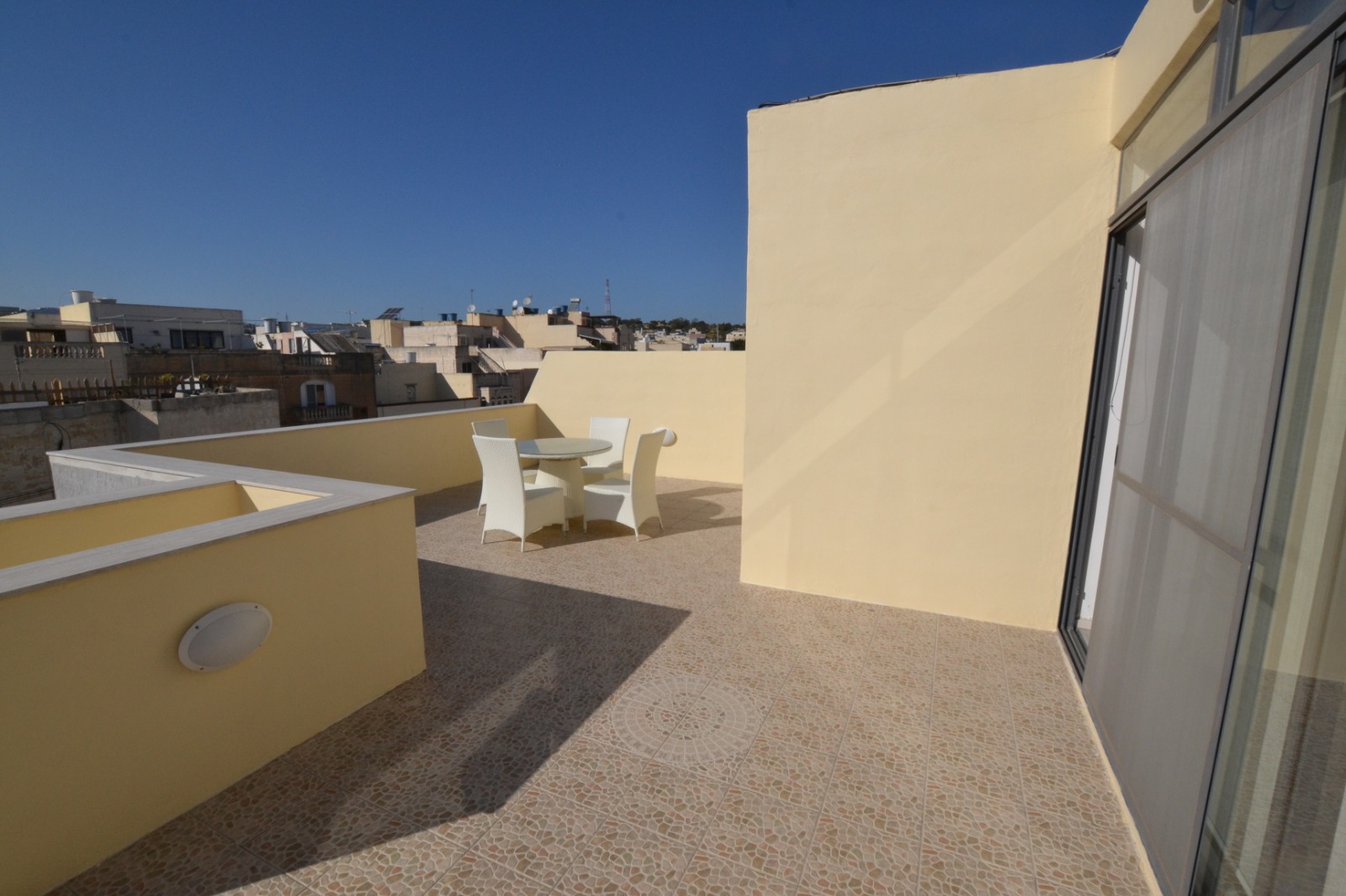 Birkirkara – Modern & Bright 2 Bedroom Penthouse with a Stunning Terrace – property photo