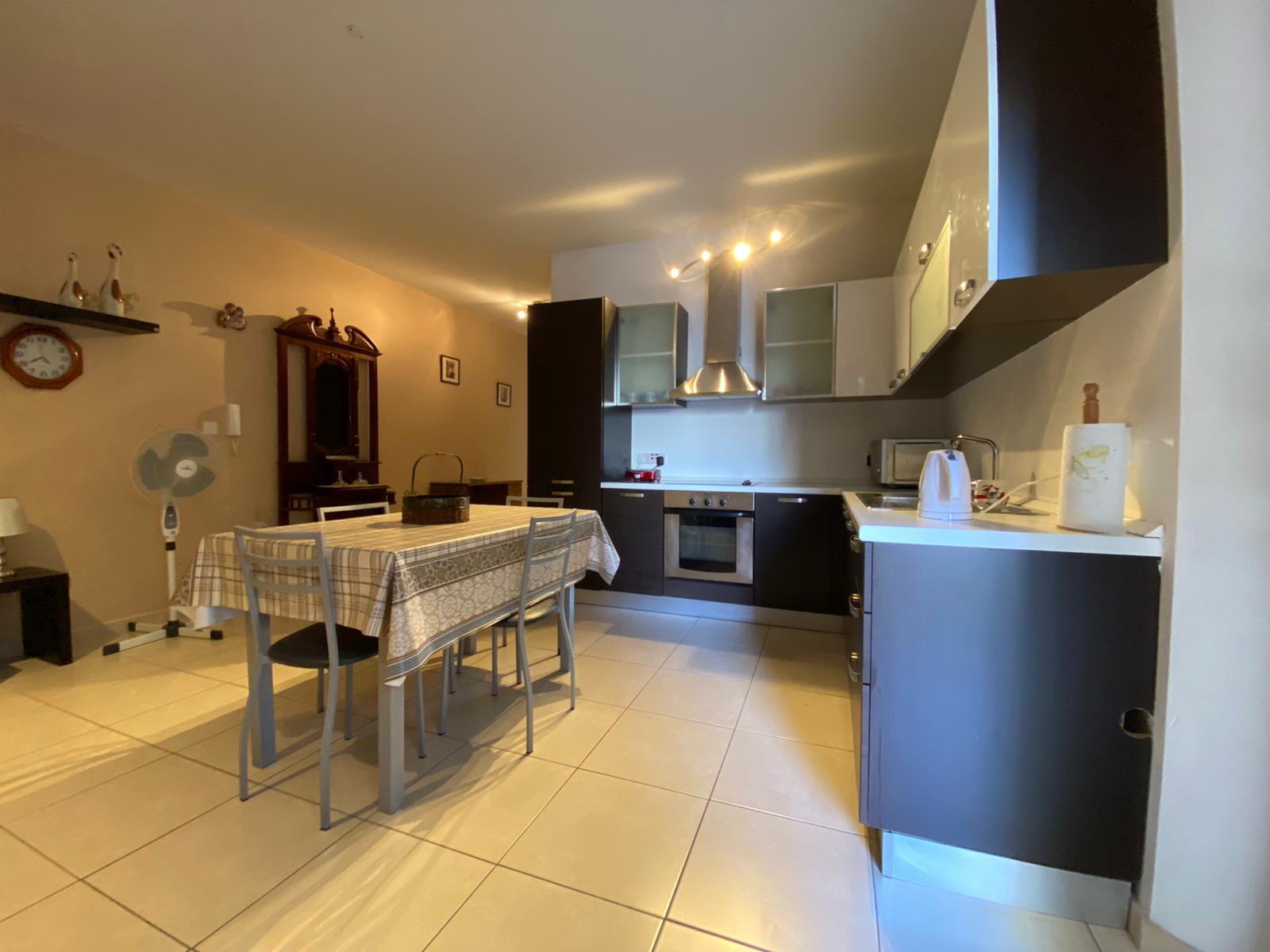 Spacious 2-Bedroom Maisonette with Backyard – San Gwann – property photo