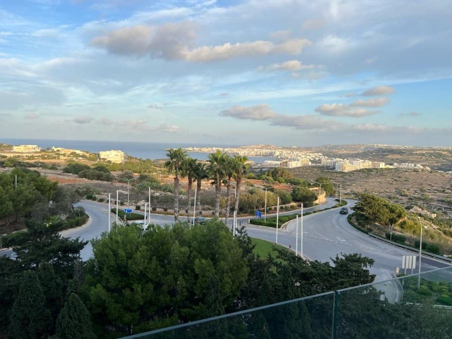 Mellieħa – Sun-Filled 2 Bedroom Apartment with Panoramic Sea & Country Views | €2,500/month – property photo