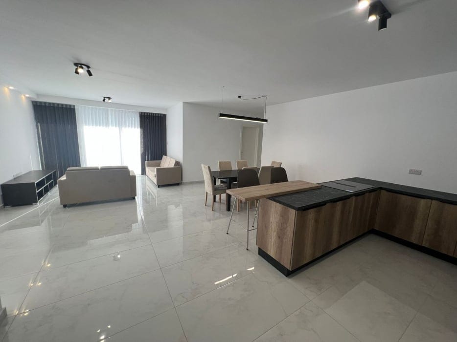 Attard – Bright 3 Bedroom Apartment with Large Open Plan Living & Front Terrace | €1,600/month – property photo