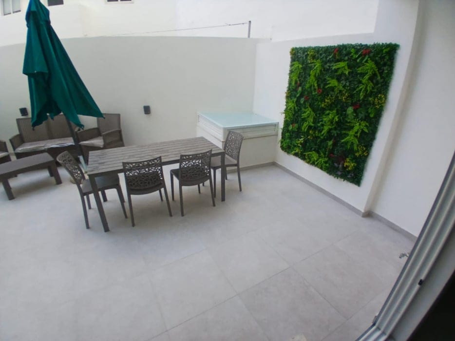 Gzira – Beautifully Finished 2 Bedroom Apartment with Large Private Backyard | €1,650/month – property photo