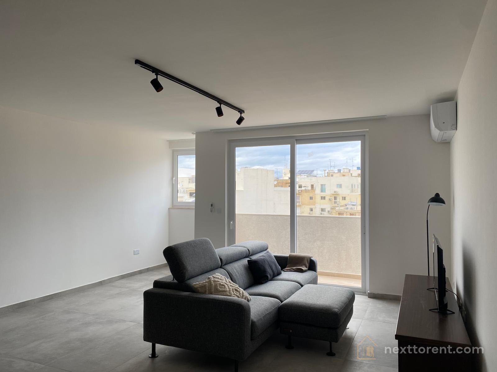 Ta’ Xbiex – Bright & Spacious 3-Bedroom Apartment – property photo