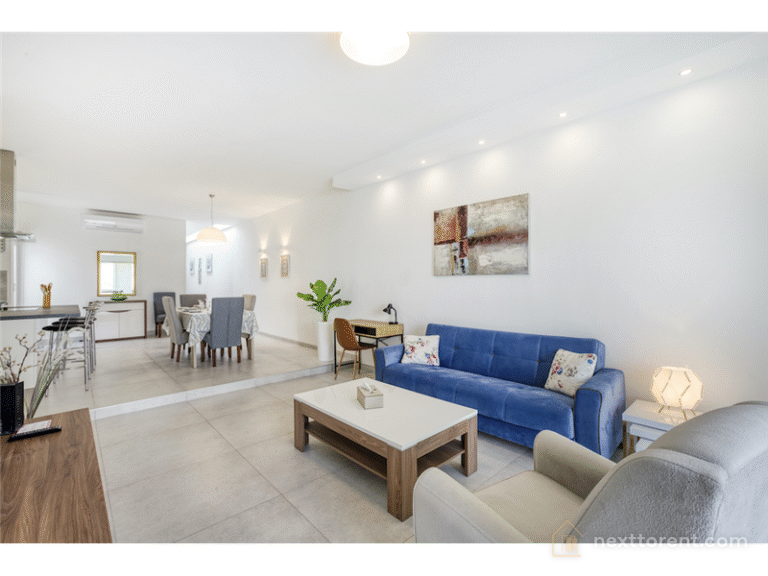 🌟 Penthouse for Rent in Gzira — Close to University! 🌟
