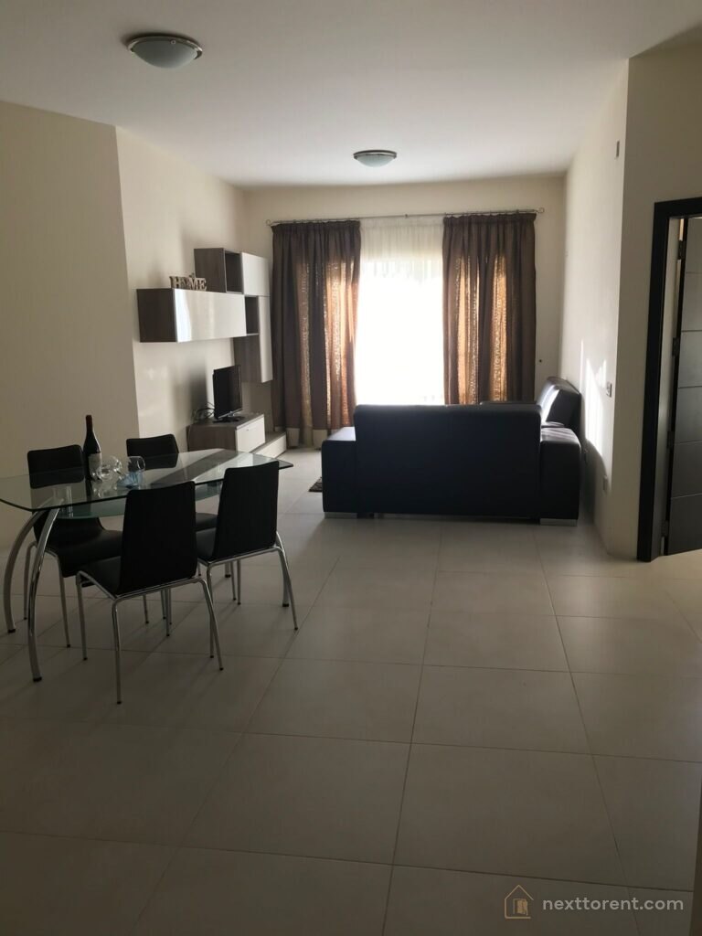 Gzira – Spacious & Bright 2-Bedroom Apartment Overlooking the National Pool