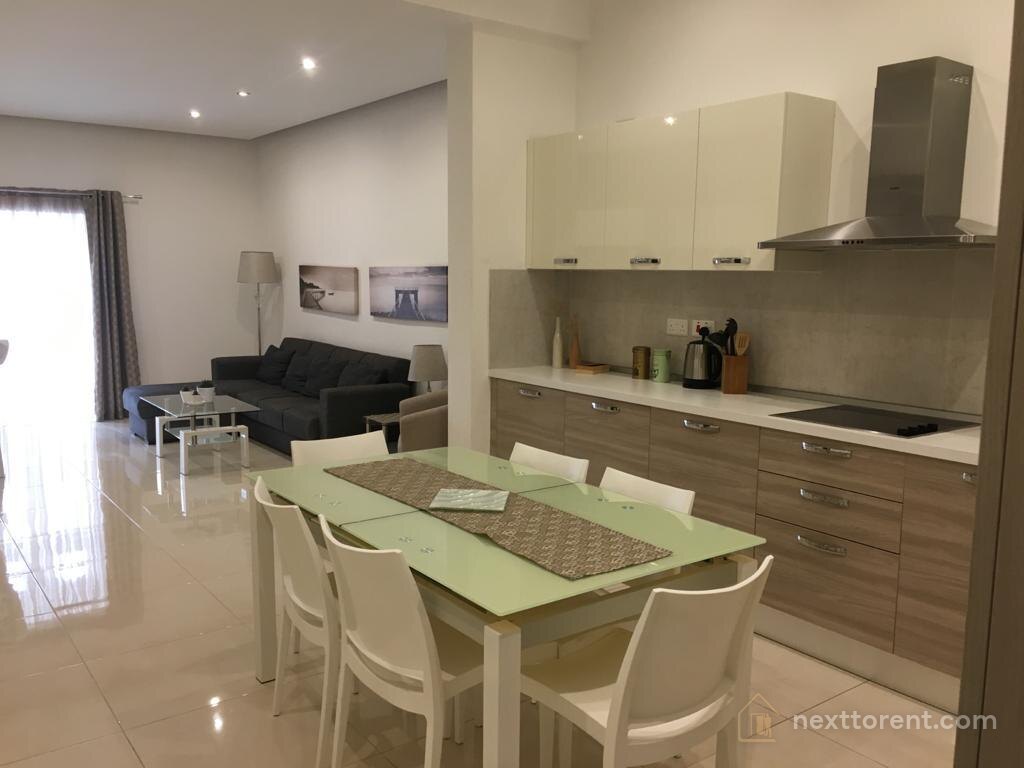 Modern 2-Bedroom Apartment in Gżira – property photo