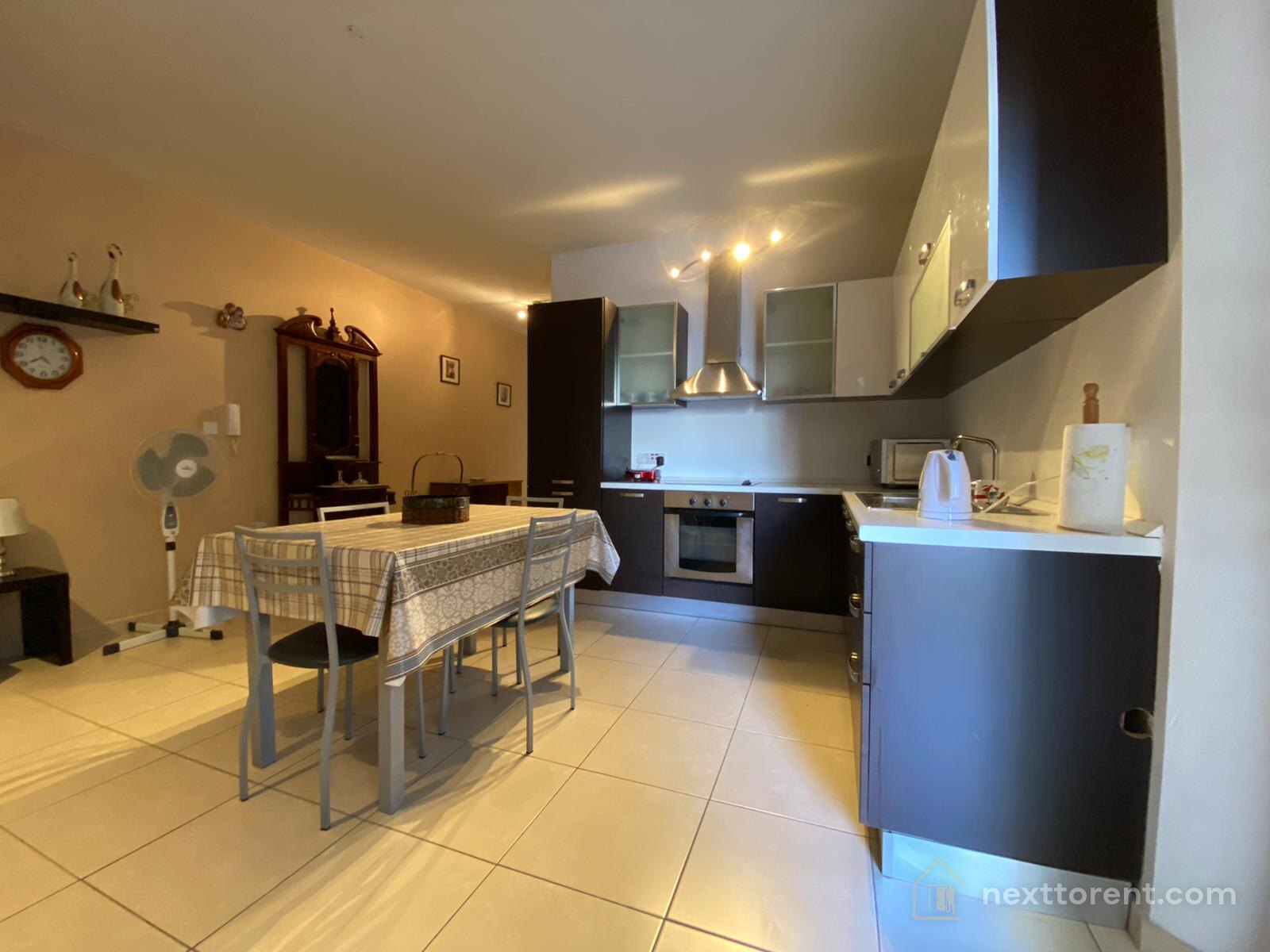 Spacious 2-Bedroom Maisonette with Backyard – San Gwann – property photo