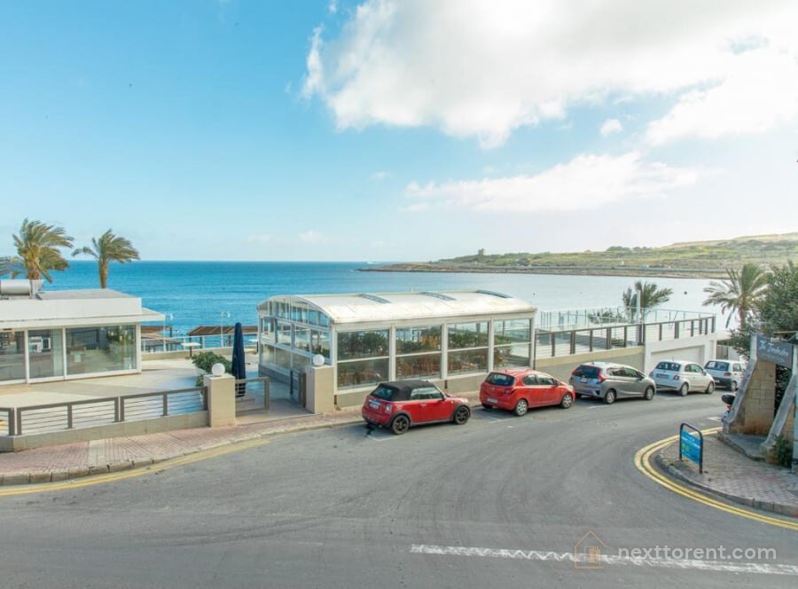 Qawra – Seafront 3 Bedroom Apartment with a Large Sea-View Terrace | €1,600/month – property photo