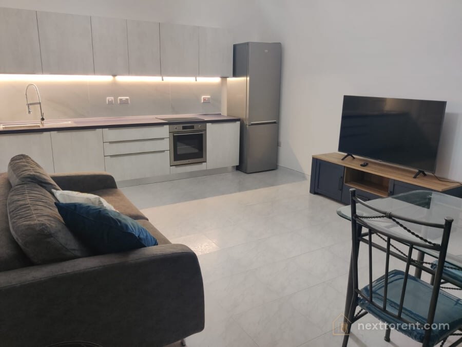 Sliema – 1 Bedroom Apartment Minutes from Tigné Point | €1,500/month – property photo