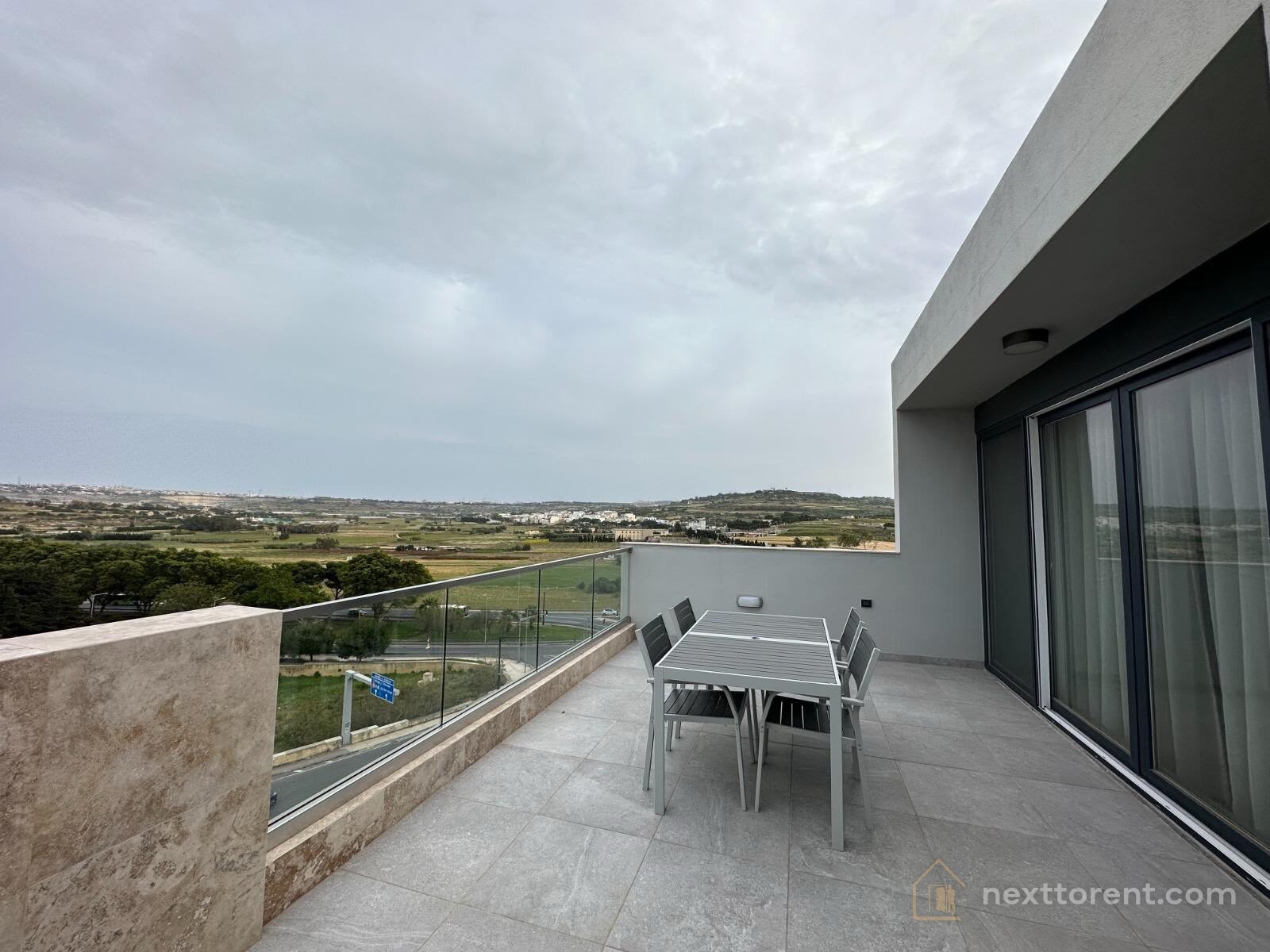 St Paul’s Bay – Modern Penthouse with Two Terraces and Country Views | €1,700/month – property photo